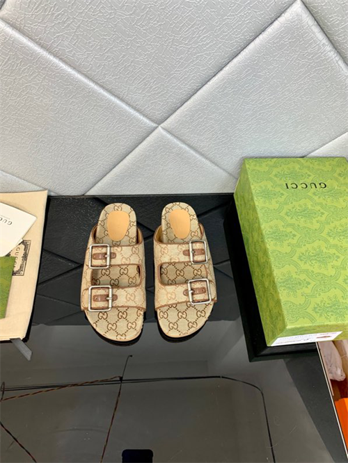 Gocci Slipper