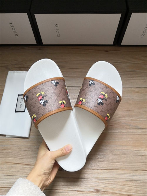 Gocci Slipper