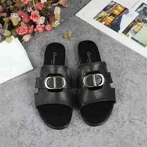 Dio Slipper