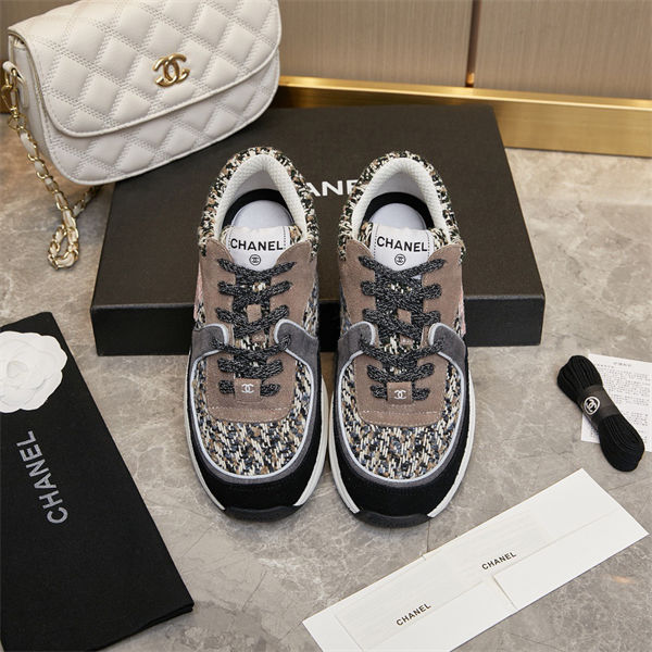 Chanal Sneakers