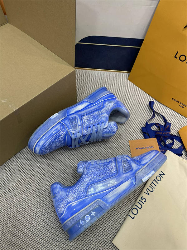 LV080