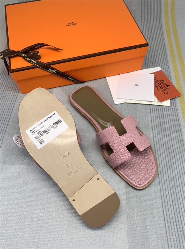 H Slipper