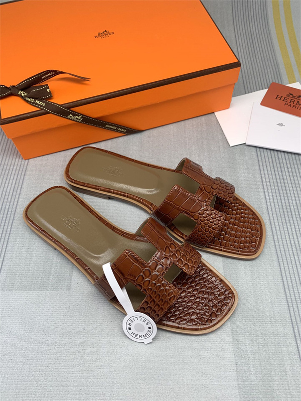 H Slipper