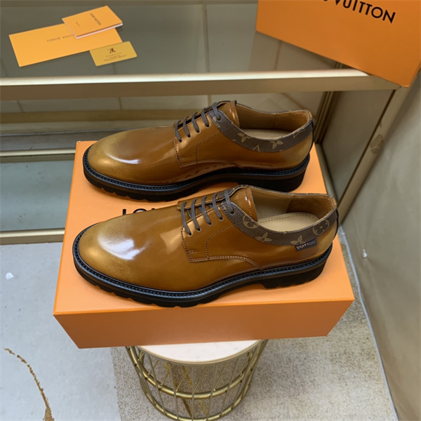 Lv Loafer 008