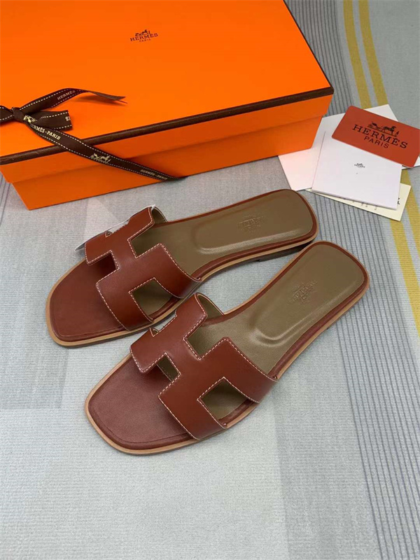 H Slipper