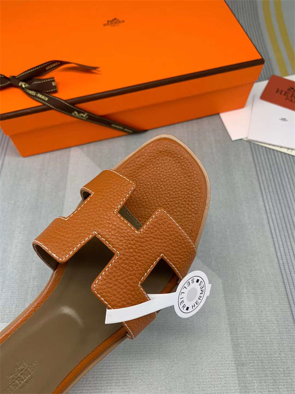 H Slipper