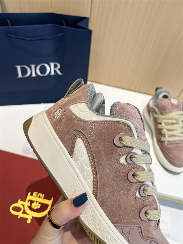 Dr