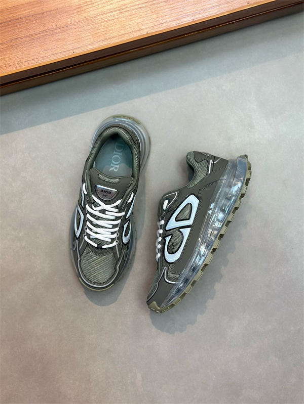 Dr Sneaker