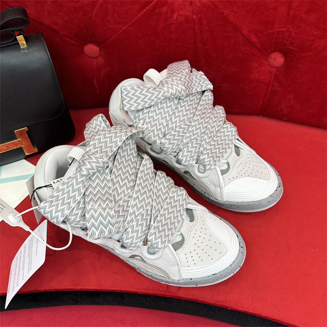 Lanvon Curb Sneaker 43