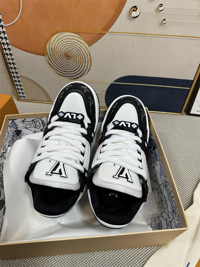 LV Trainer Maxi Sneaker