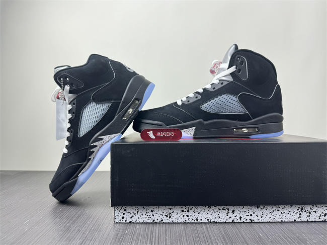 Air Jordan 5 “Black Metallic Reimagined” HF3975-001