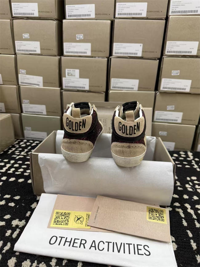 G01den G003e Sneaker
