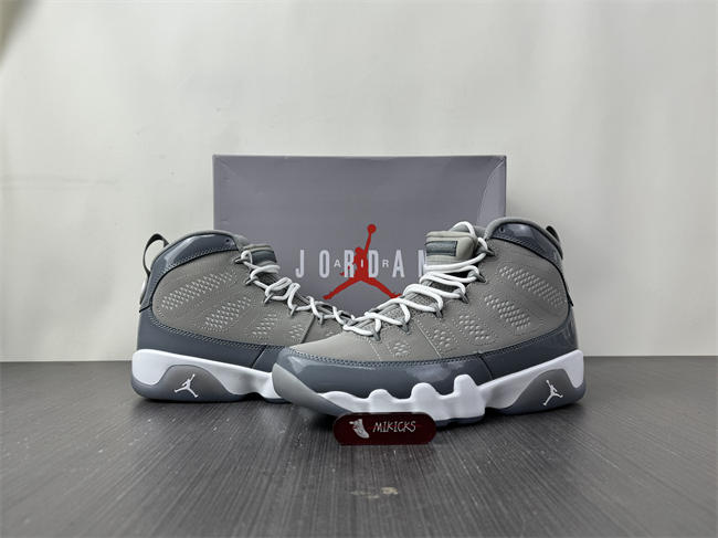 Air Jordan 9 Retro