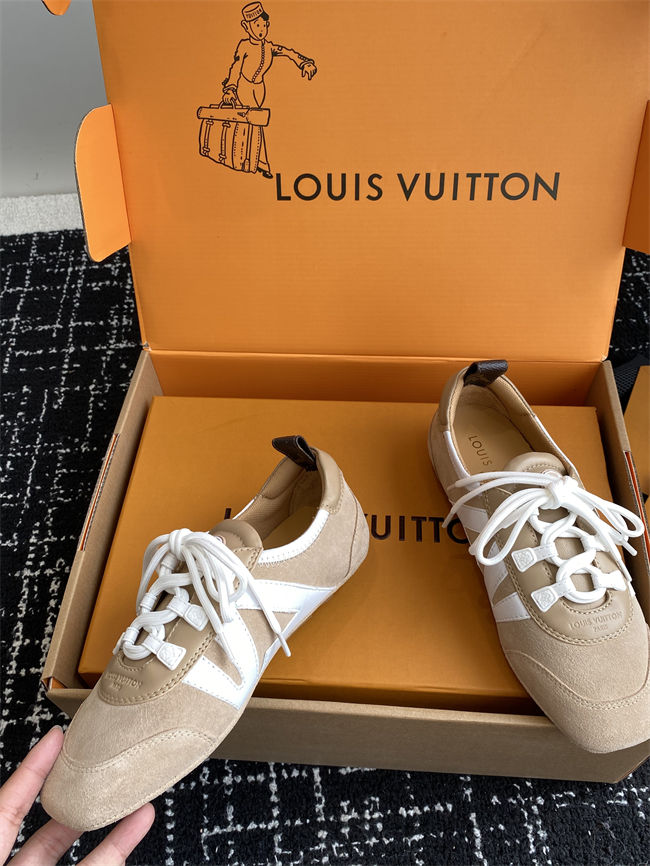 LV Sneakerina