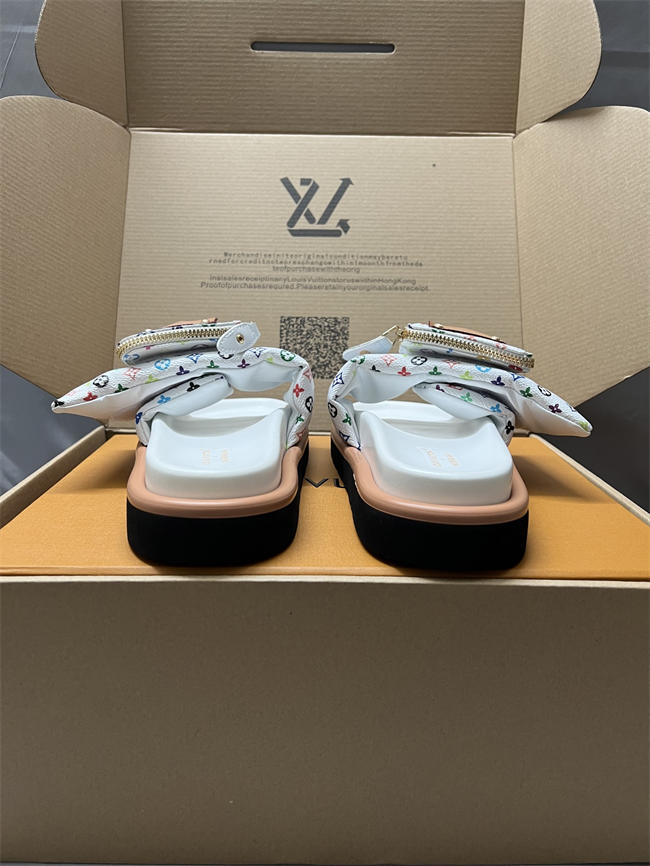 LV1S 017