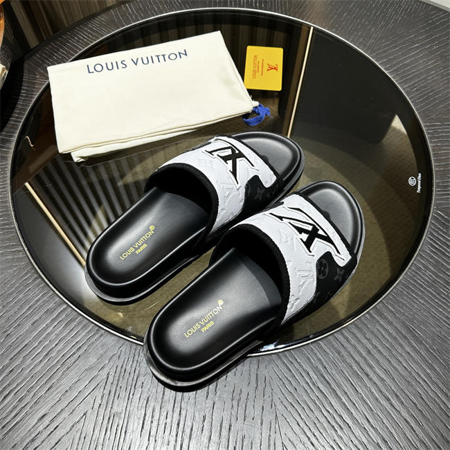 LV1S 042