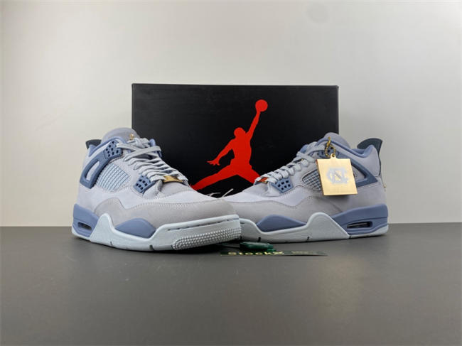 Jordan 4 UNC Tar Heels PE HV9204-407