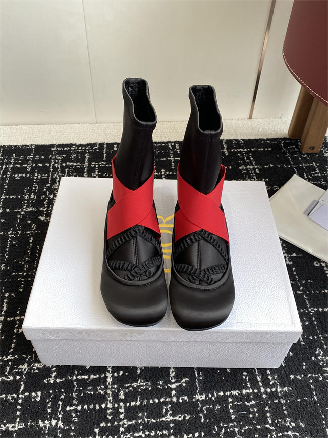 D10r Boot