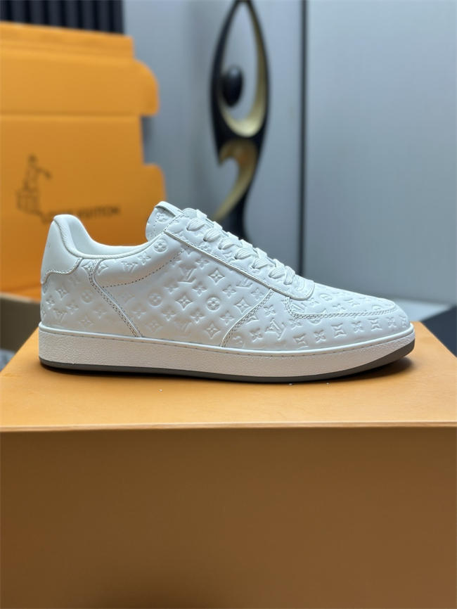 Lv Sneaker