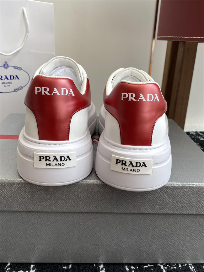 Pra*a Sneaker