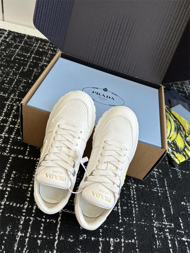 Pra*a Sneaker
