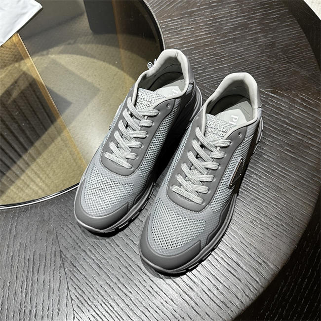 Pra*a Sneaker