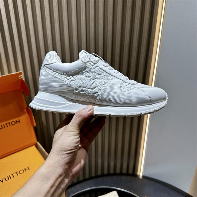 Lv Sneaker