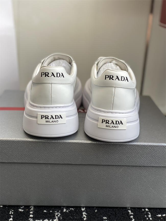 Pra*a Sneaker