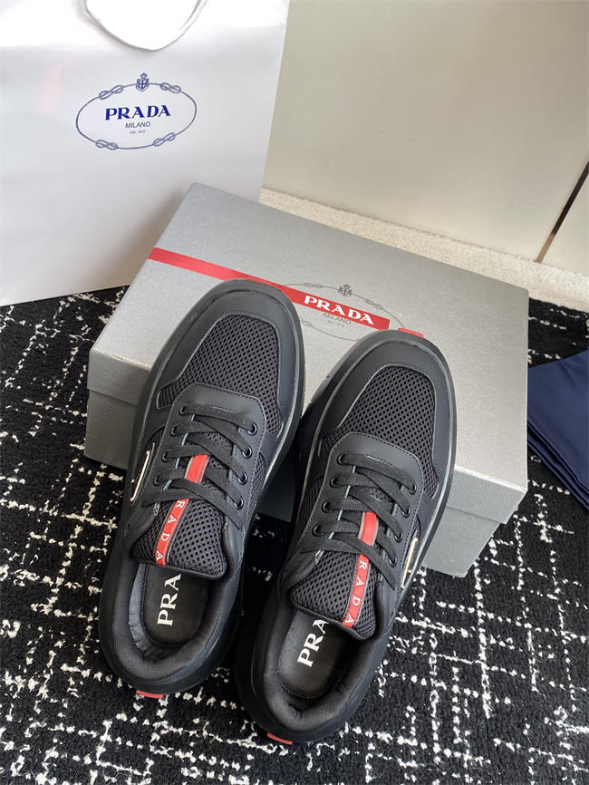 Pra*a Sneaker