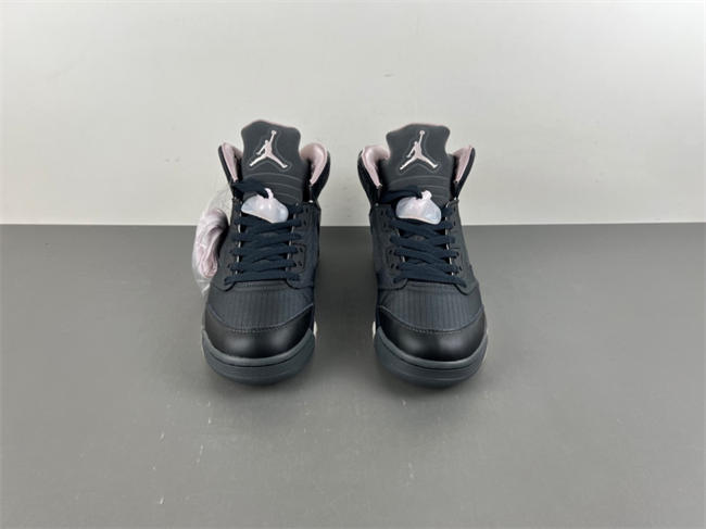 PSG x Air Jordan 5 “Off Noir” HQ3004-001