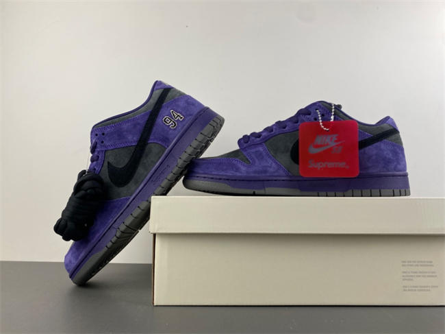 Svp*me x nike sb dunk low hq8487-500