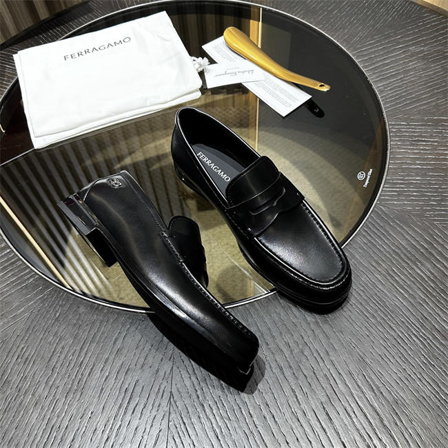 Ferragamo Loafer