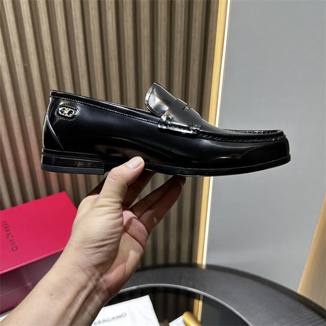 Ferragamo Loafer