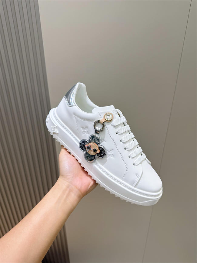 Lv Sneaker