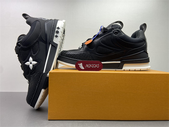 Lv Sneaker