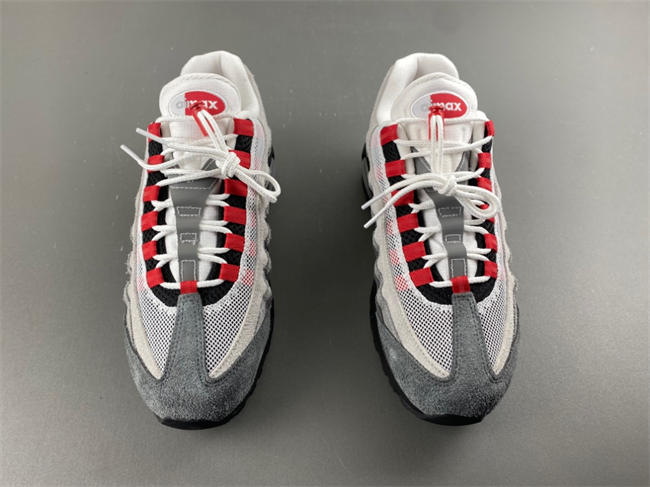 Undefeated x Nike Air Max 95