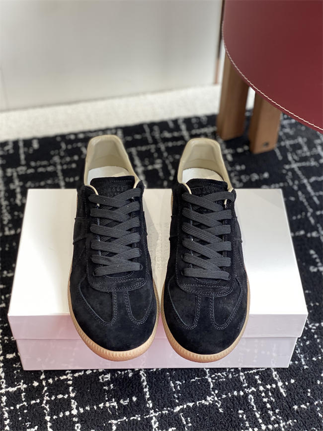 Ma1s0n Marg*e1a Sneaker 75