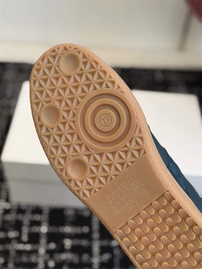 Ma1s0n Marg*e1a Sneaker 109