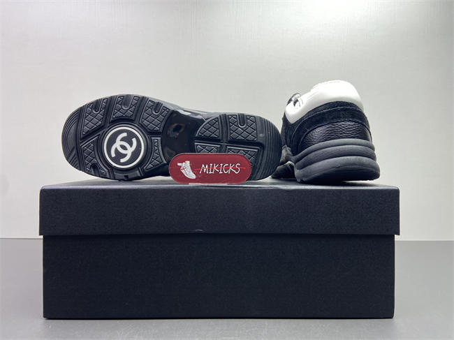 Chanal Sneakers