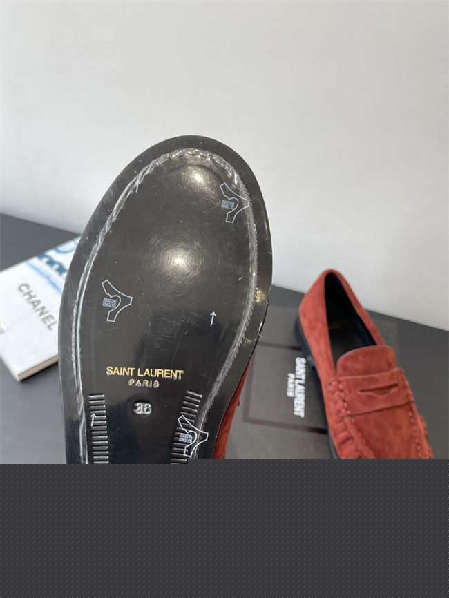 Y51 Loafer 006