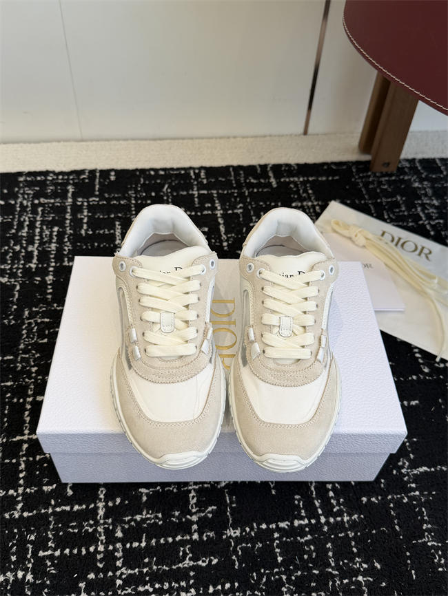 D10r Tech Sneaker