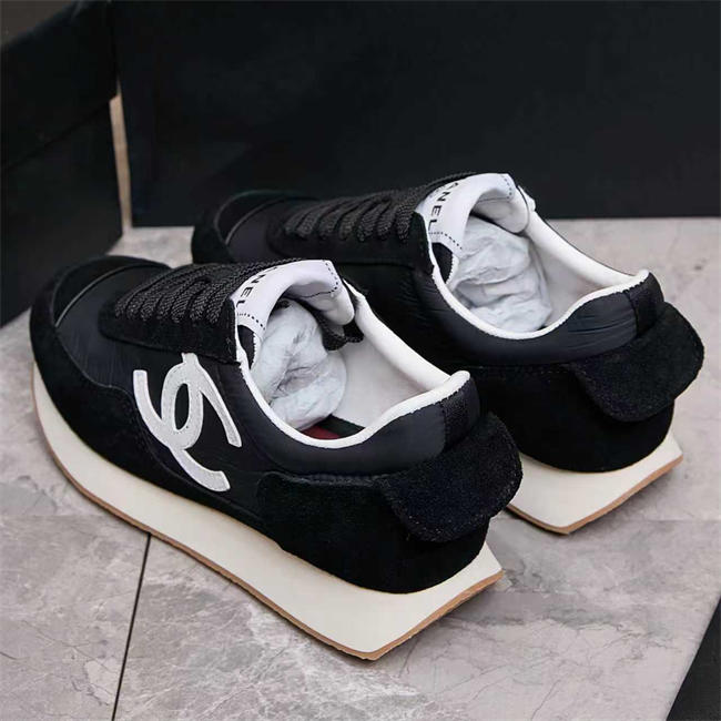 Chanal Sneakers