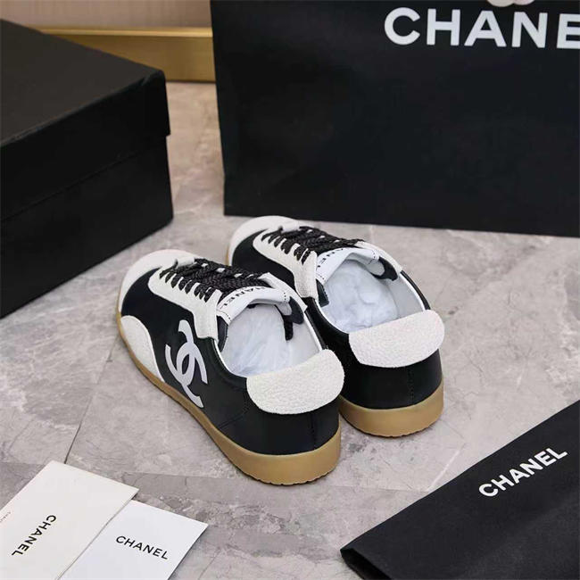 Chanal Sneakers