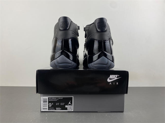 COMME des GARÇONS x Air Jordan 11 IV7639-001