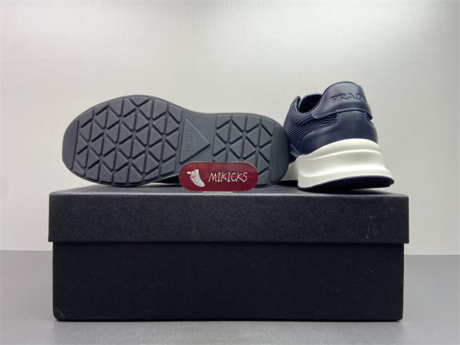 Pra*a Sneaker