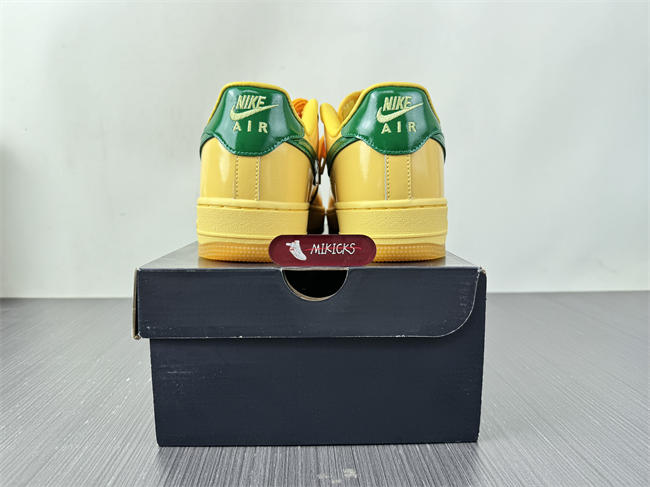 Nike Air Force 1 Low Patent Leather Topaz Gold Pine Green IO4489-700