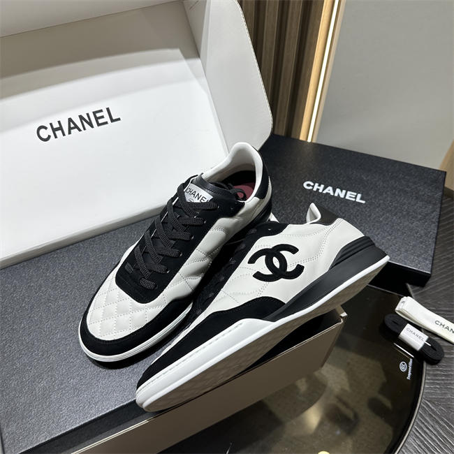 Chanal Sneakers