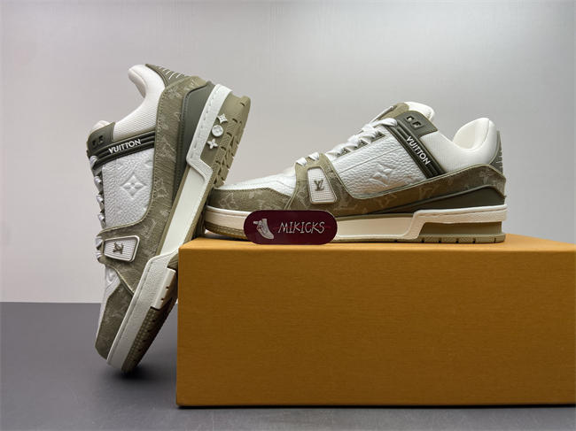 LV Trainer Sneaker