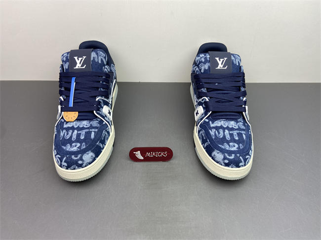 LV Trainer Sneaker