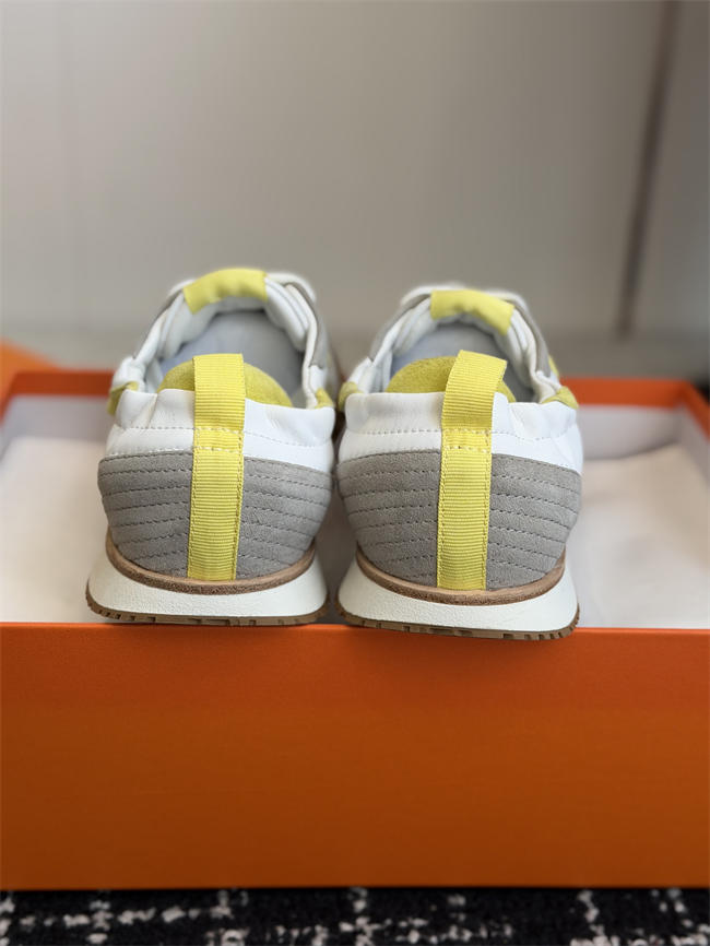HER MES Sneaker